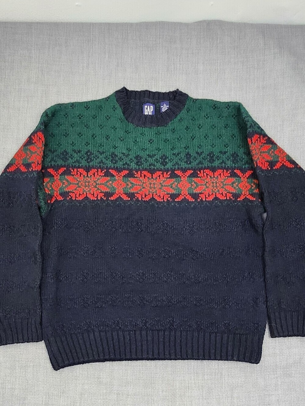 Vintage GAP 100% Wool Chunky Holiday Sweater.  Large